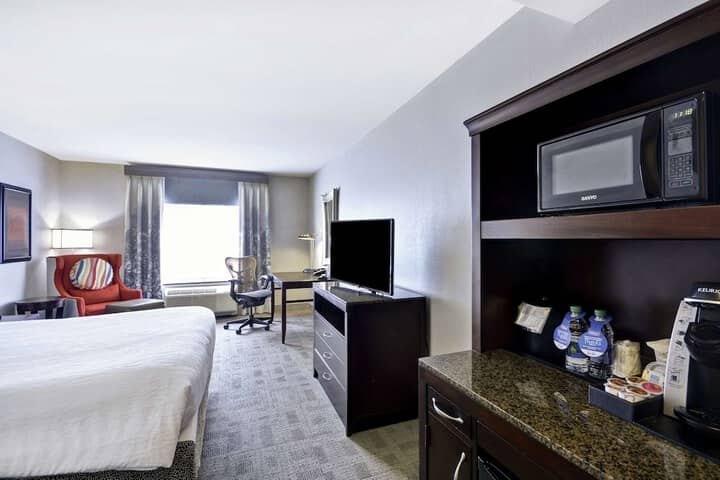 Room 14 of 37