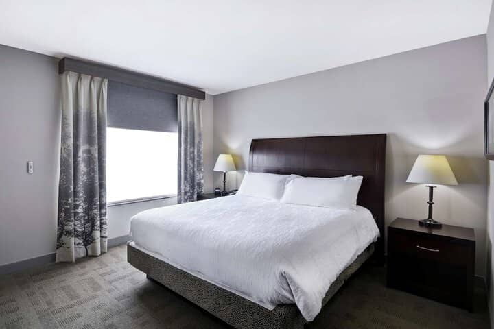 Room 5 of 37